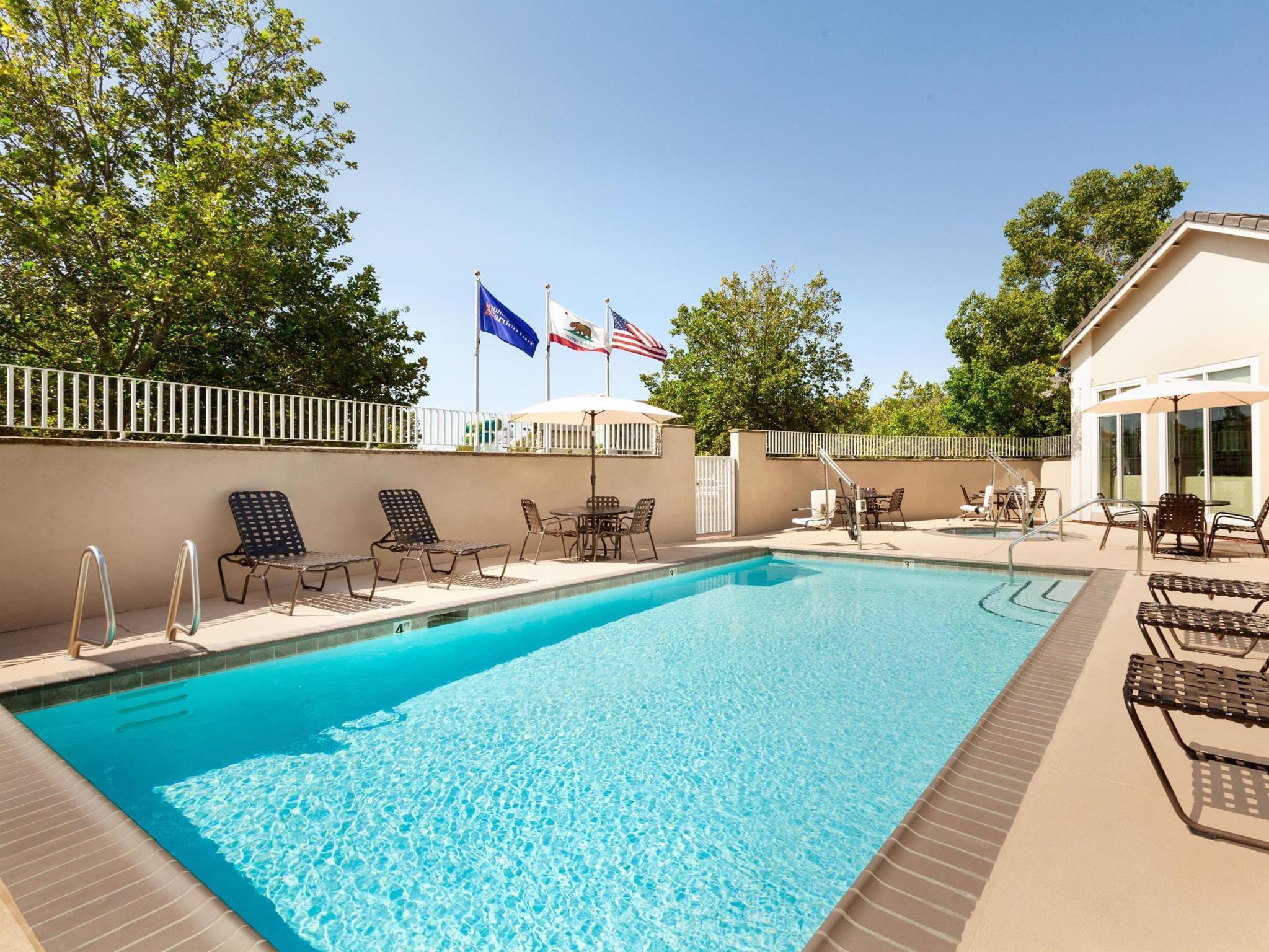 Hilton Garden Inn Roseville Ngoại thất bức ảnh