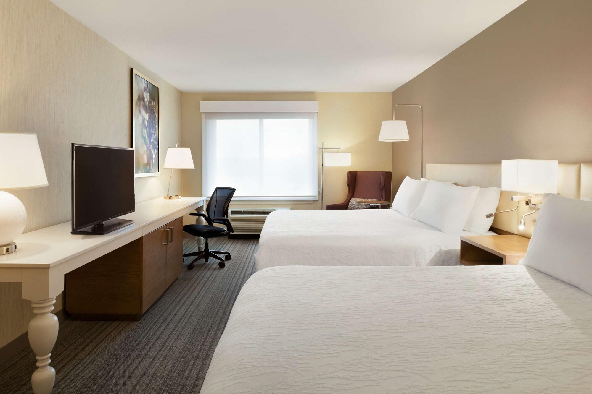Hilton Garden Inn Roseville Ngoại thất bức ảnh