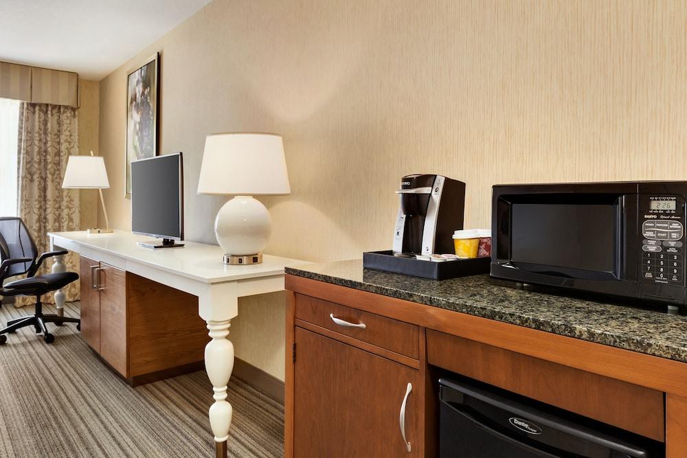 Hilton Garden Inn Roseville Ngoại thất bức ảnh