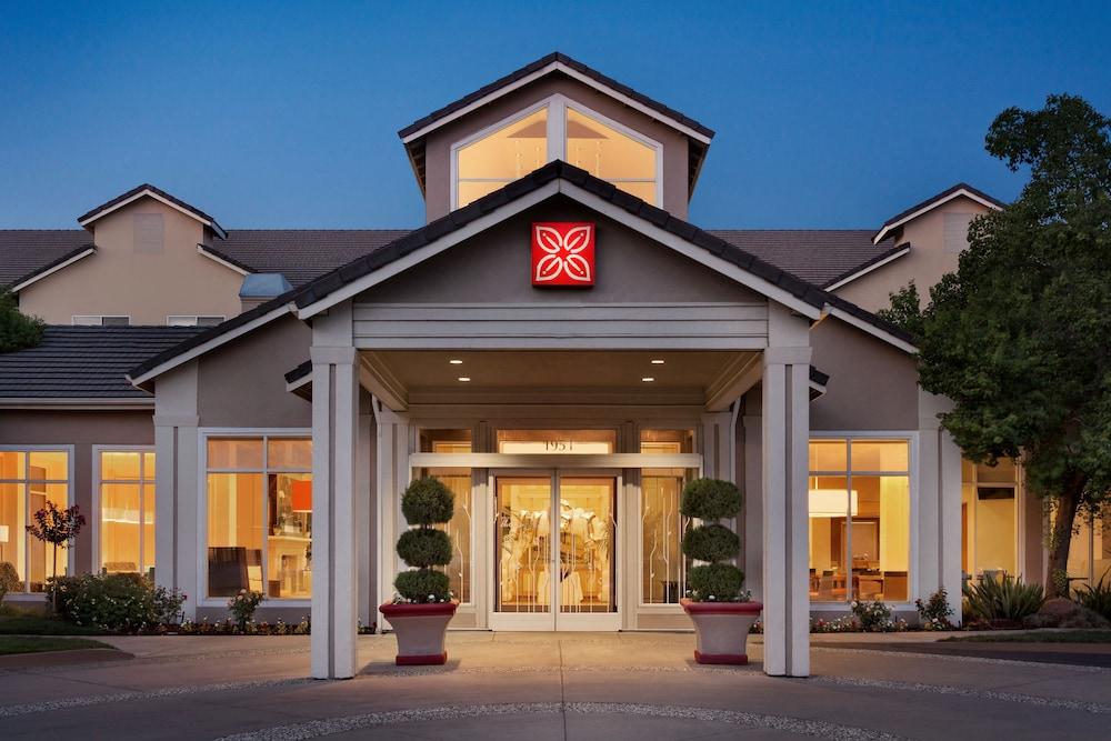 Hilton Garden Inn Roseville Ngoại thất bức ảnh