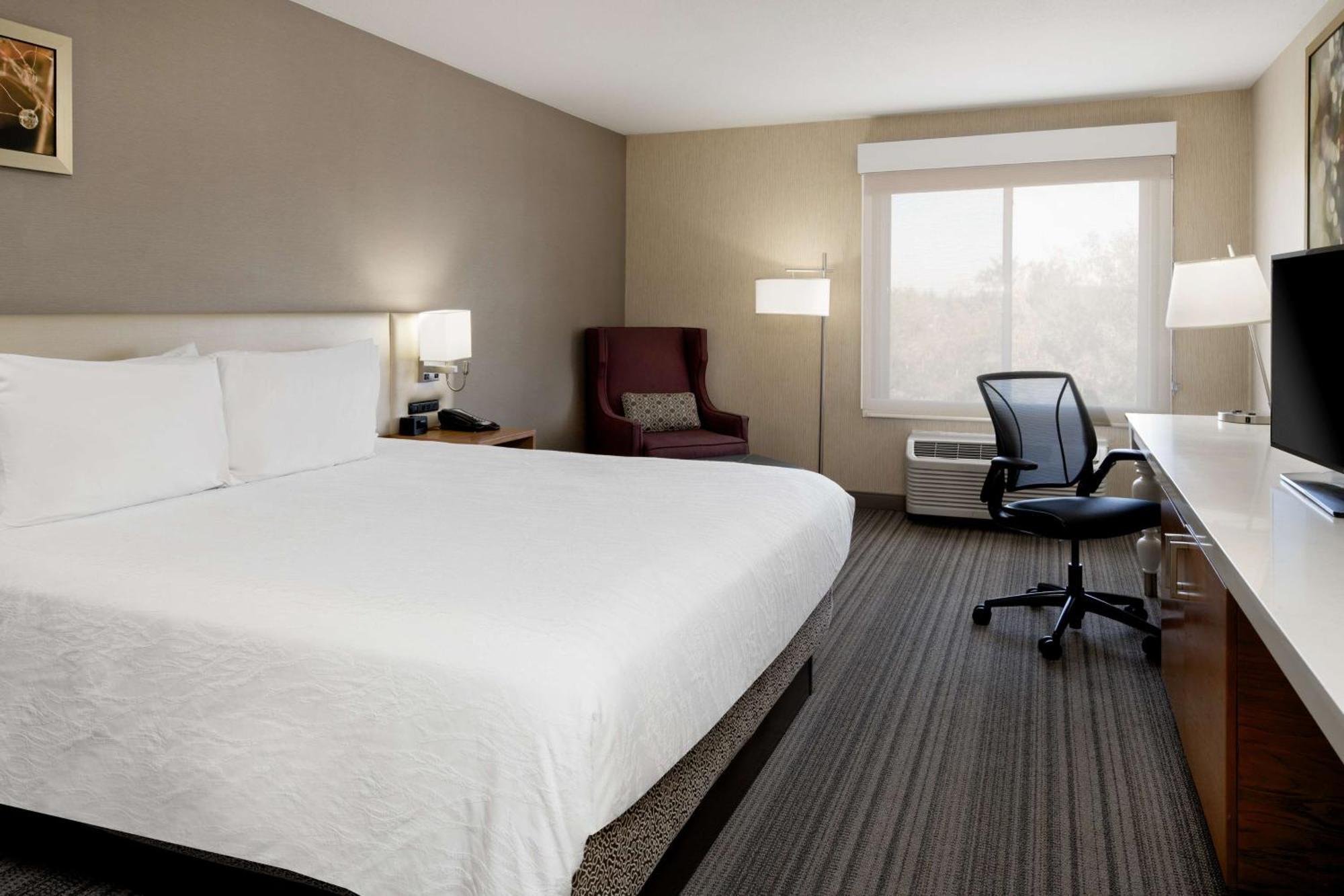 Hilton Garden Inn Roseville Ngoại thất bức ảnh
