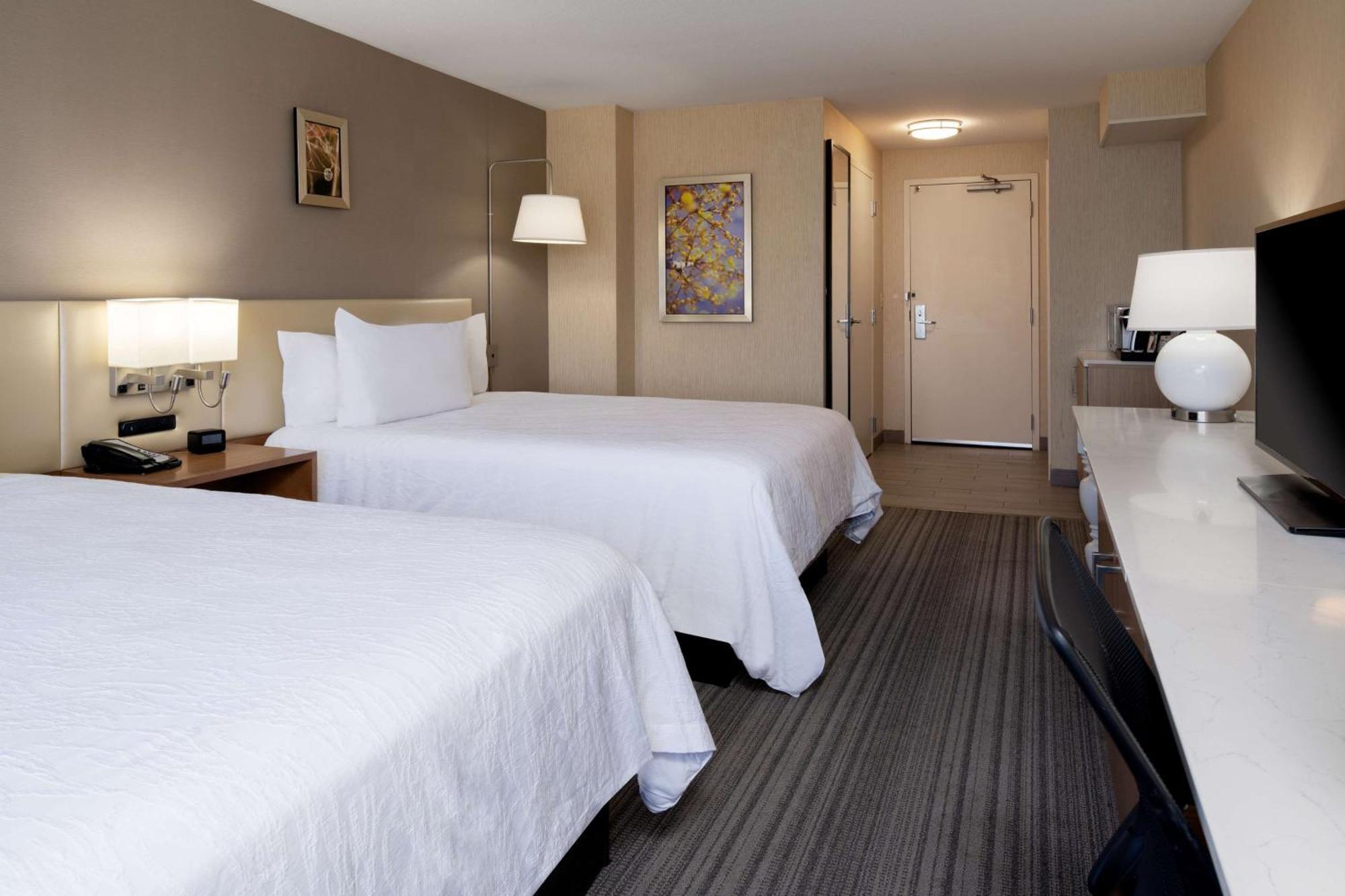 Hilton Garden Inn Roseville Ngoại thất bức ảnh