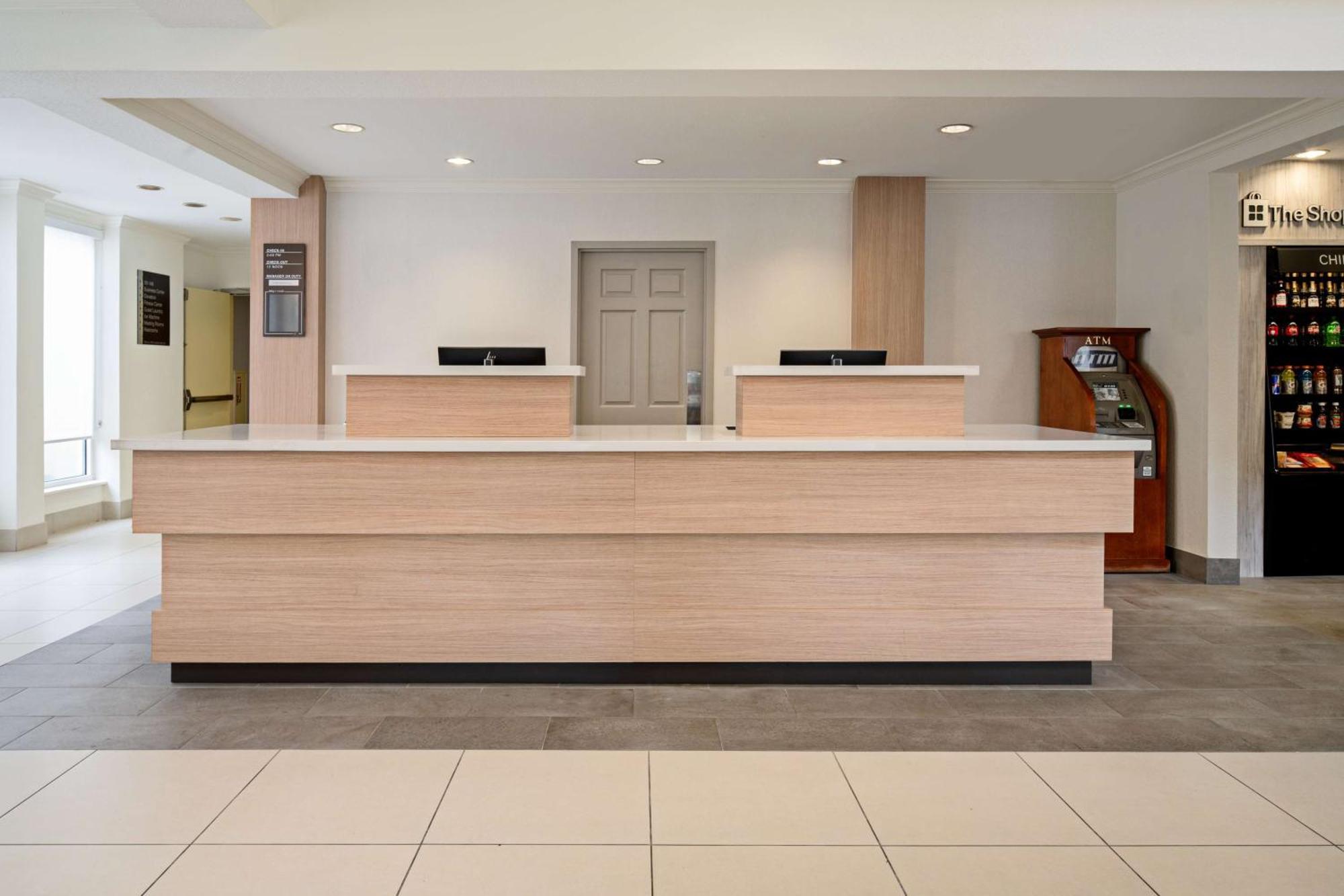 Hilton Garden Inn Roseville Ngoại thất bức ảnh