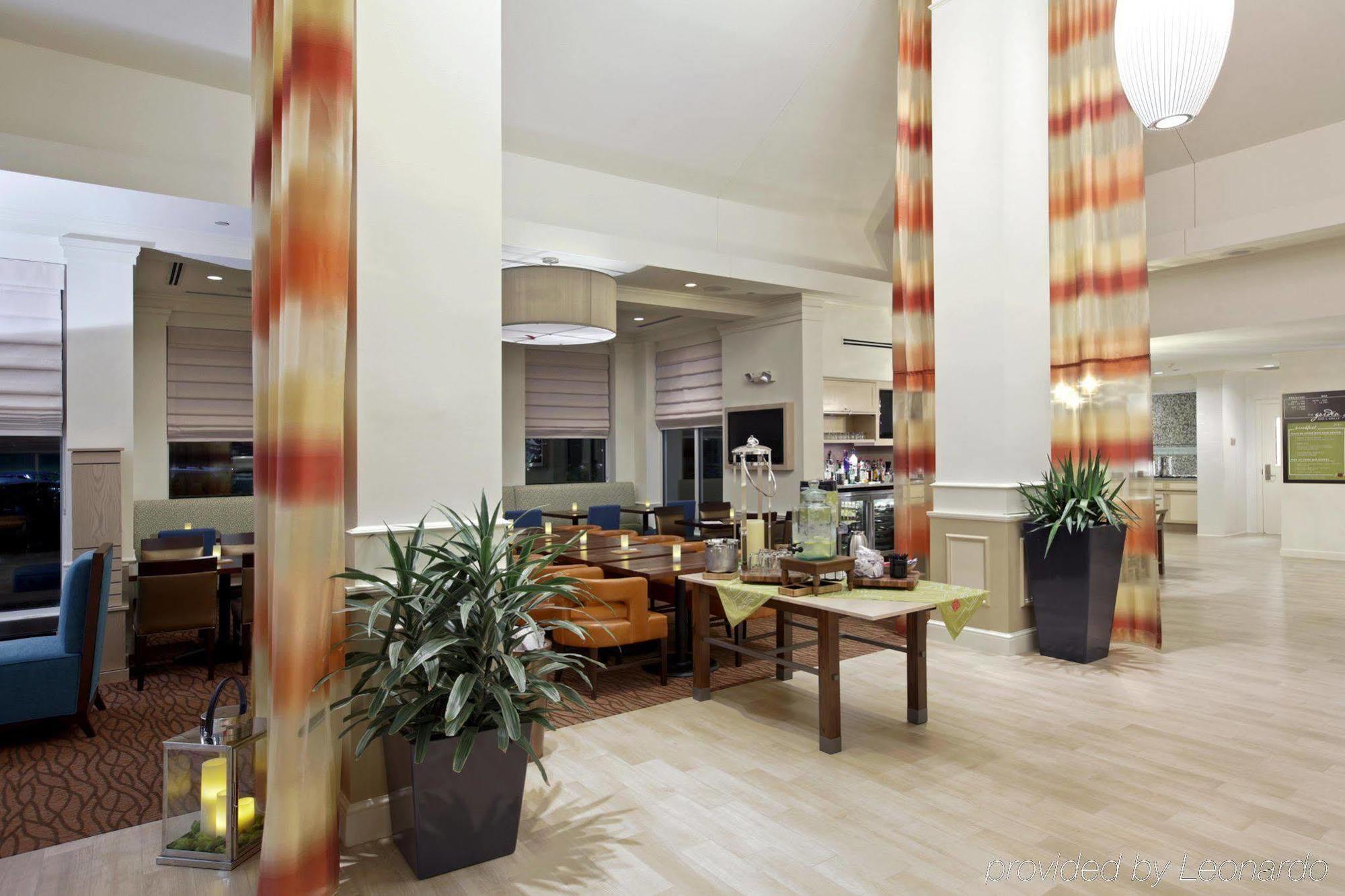 Hilton Garden Inn Roseville Ngoại thất bức ảnh