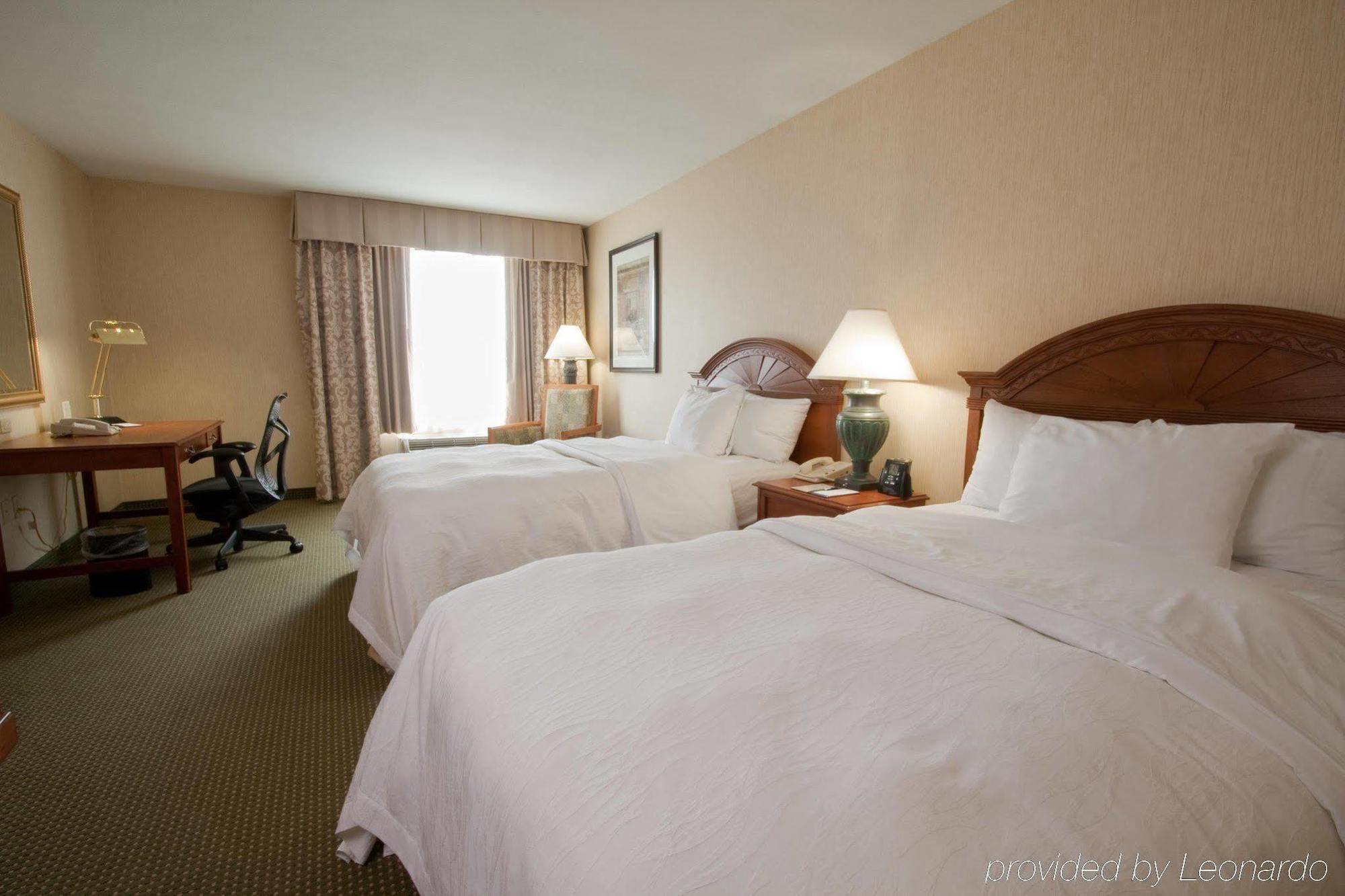 Hilton Garden Inn Roseville Phòng bức ảnh